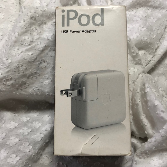 Apple iPod USB Power Adapter 2005 - Picture 13 of 13